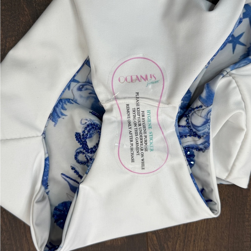 Oceanus Bruna High Rise Premium Bikini - Picture 14 of 15